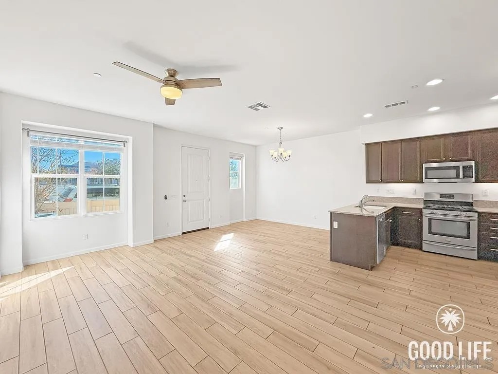 1395 Santa Diana Rd 3