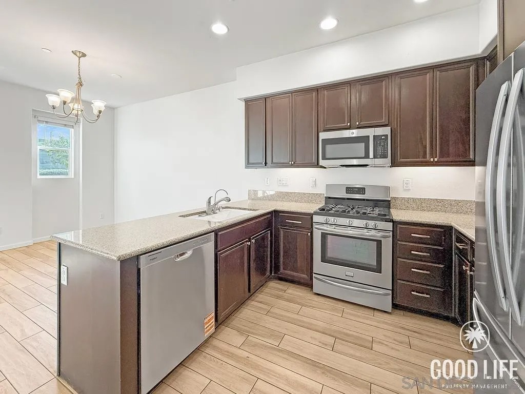 1395 Santa Diana Rd 3