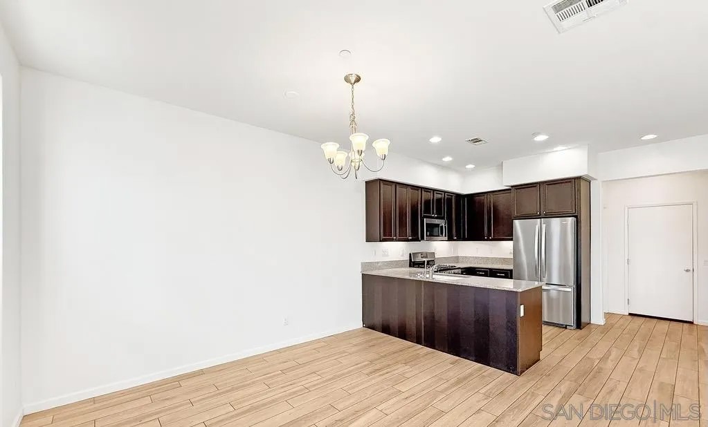 1395 Santa Diana Rd 3