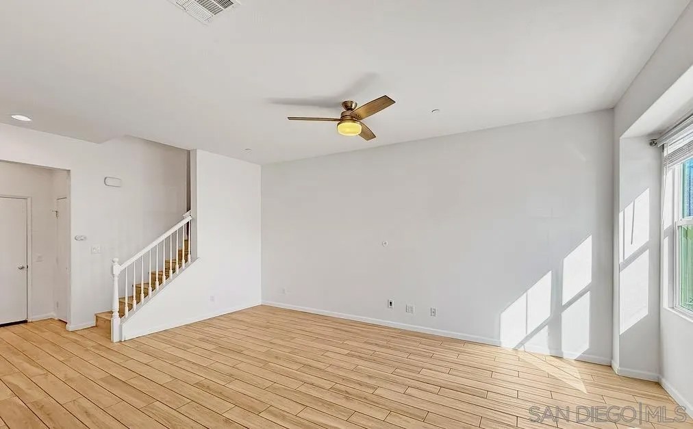 1395 Santa Diana Rd 3