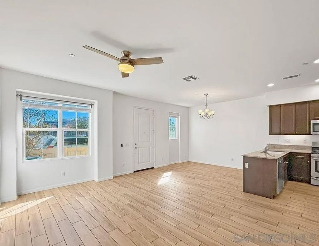 Photo of 1395 Santa Diana Rd #3, Chula Vista, CA 91913 (MLS # 260002776)