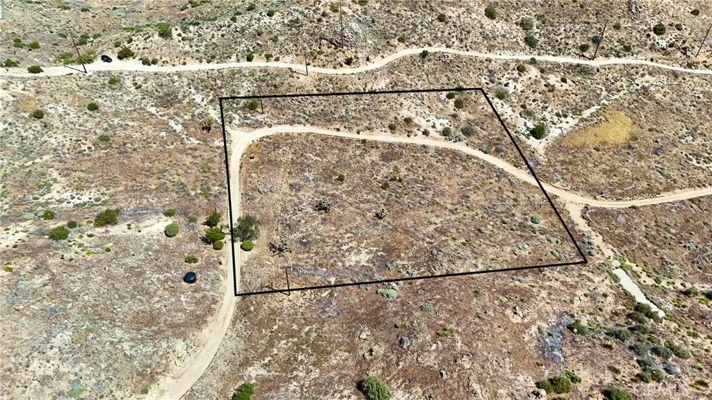 Photo of 2 Eagles Nest, Yucca Valley, CA 92284 (MLS # HD26085639)