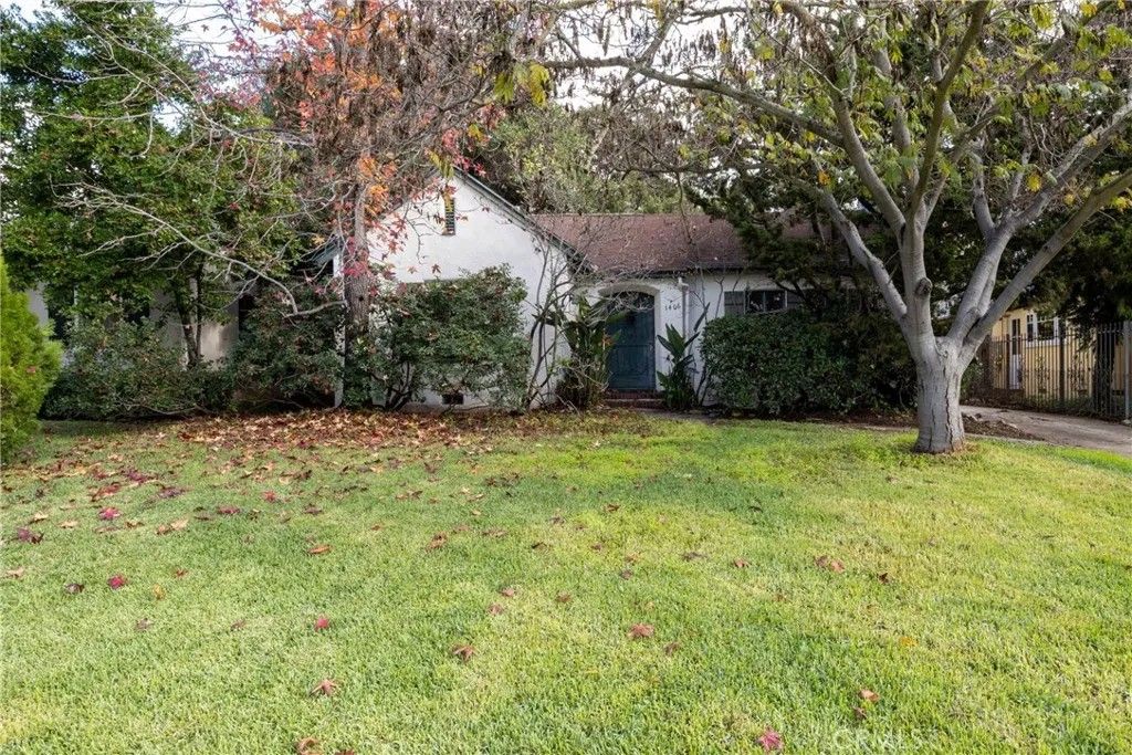 Photo of 1406 Stratford Ave, South Pasadena, CA 91030 (MLS # CV26002816)