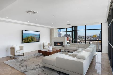 Tiny photo for 645 Front St #2004, San Diego, CA 92101 (MLS # 250034633)