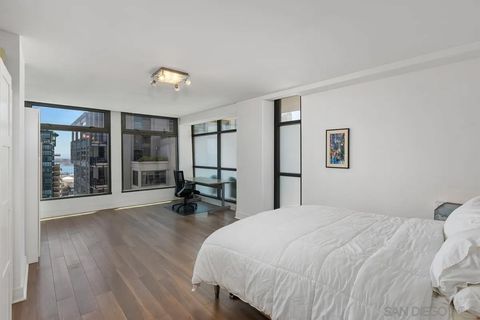 Tiny photo for 645 Front St #2004, San Diego, CA 92101 (MLS # 250034633)