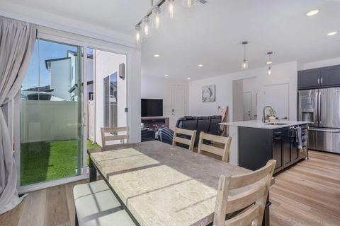 Tiny photo for 219 Canopy Trails Place, Fallbrook, CA 92028 (MLS # 250042321)