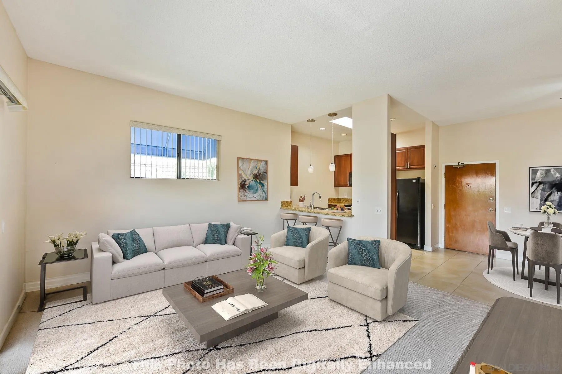 8310 Regents Rd 3E