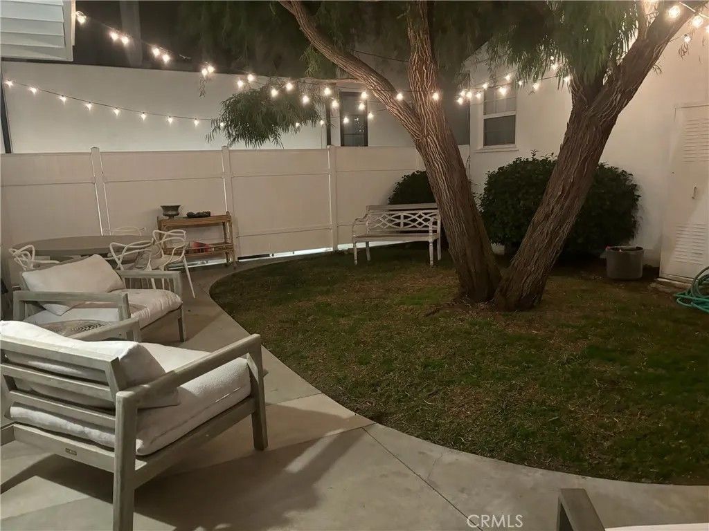 Photo of 406 Heliotrope Avenue #B, Corona Del Mar, CA 92625 (MLS # NP26029451)