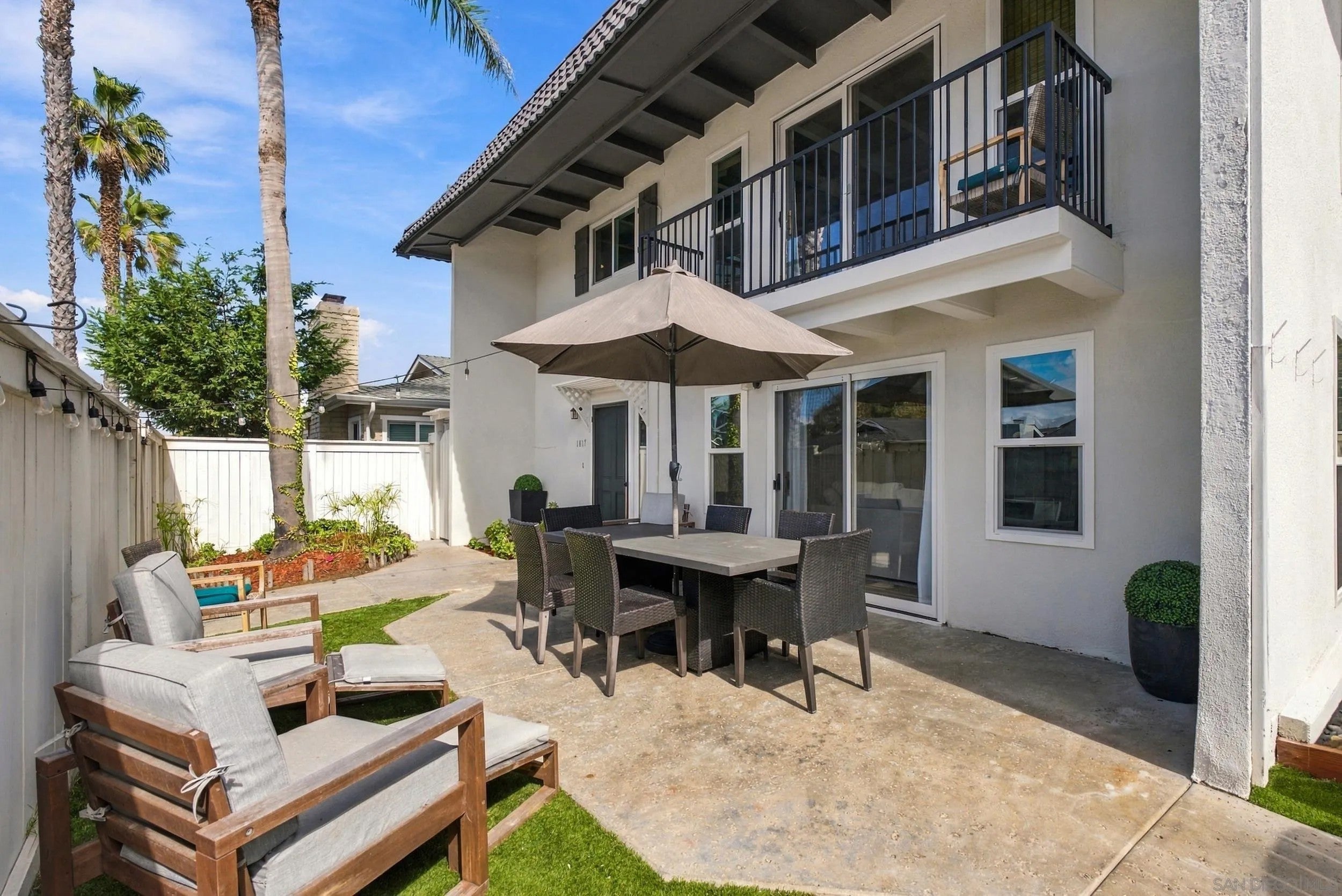 1817-19 Coast Blvd