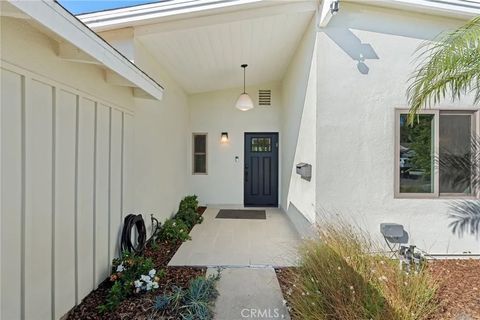 Tiny photo for 6417 Graves, Lake Balboa, CA 91406 (MLS # PF25248477)