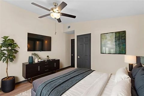 Tiny photo for 6417 Graves, Lake Balboa, CA 91406 (MLS # PF25248477)