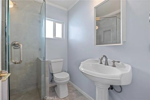 Tiny photo for 6417 Graves, Lake Balboa, CA 91406 (MLS # PF25248477)