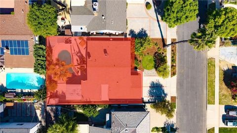 Tiny photo for 6417 Graves, Lake Balboa, CA 91406 (MLS # PF25248477)