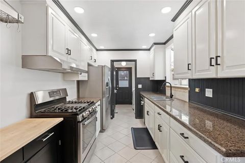 Tiny photo for 6417 Graves, Lake Balboa, CA 91406 (MLS # PF25248477)