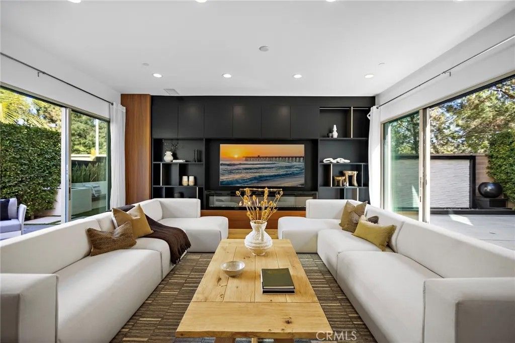 Photo of 51 Fenway, Irvine, CA 92620 (MLS # OC25251413)