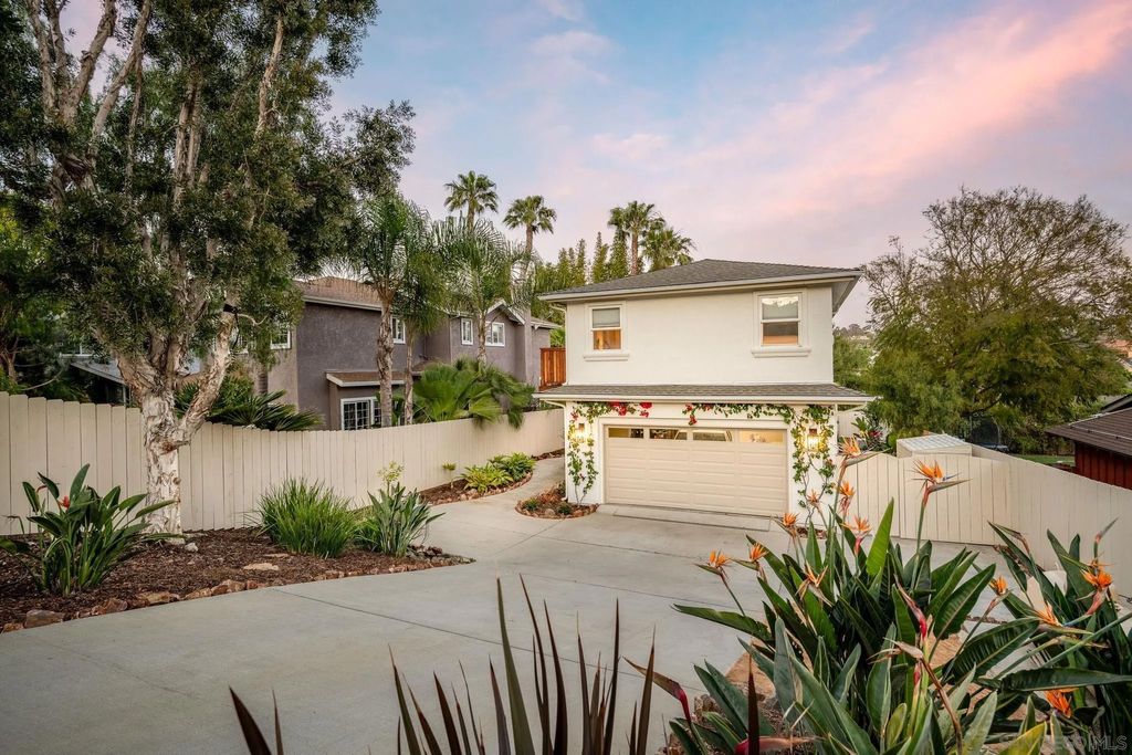 Photo of 339 Rancho Santa Fe Rd, Encinitas, CA 92024 (MLS # 250037574)