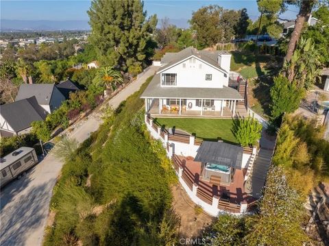 Tiny photo for 3055 Tyler St, Riverside, CA 92503 (MLS # IV25253946)