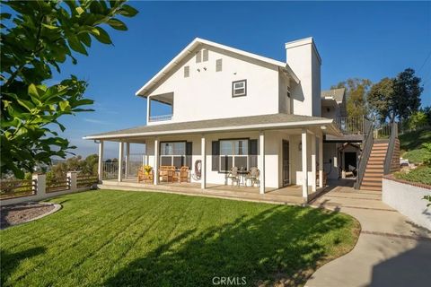 Tiny photo for 3055 Tyler St, Riverside, CA 92503 (MLS # IV25253946)