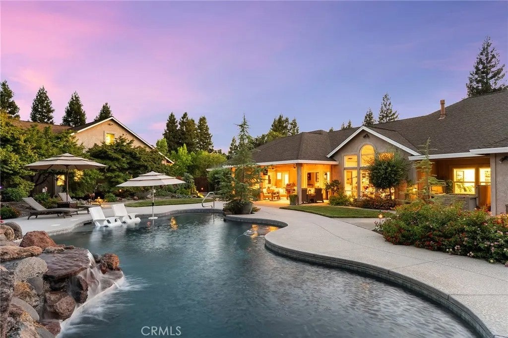 13966 Carriage Estates Way