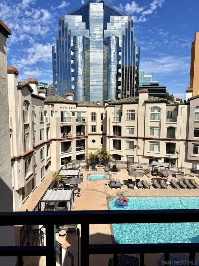 9229 Regents L427 #L427, La Jolla