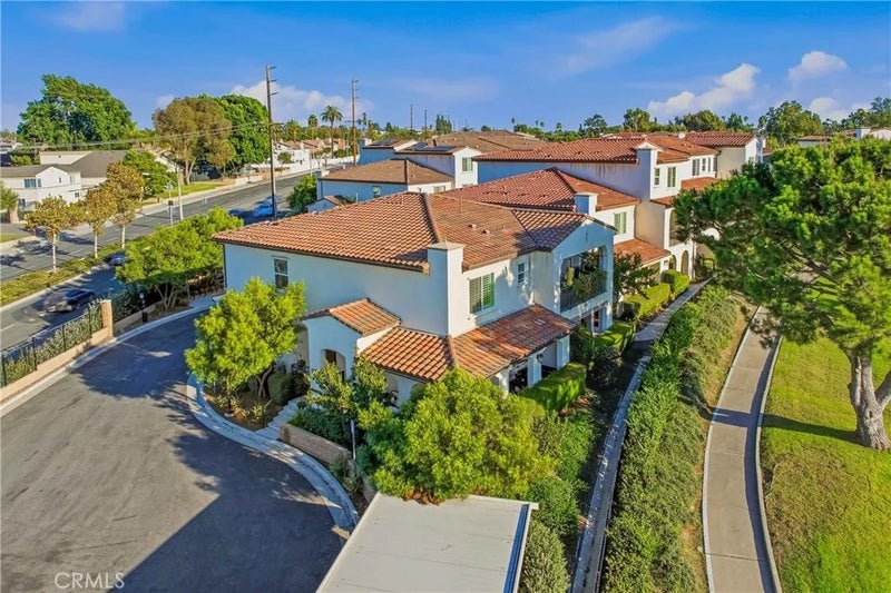 13910 Fairway Dr