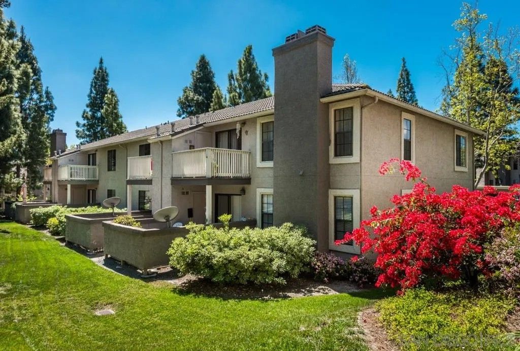 Photo of 14990 Avenida Venusto #36, San Diego, CA 92128 (MLS # 250046122)