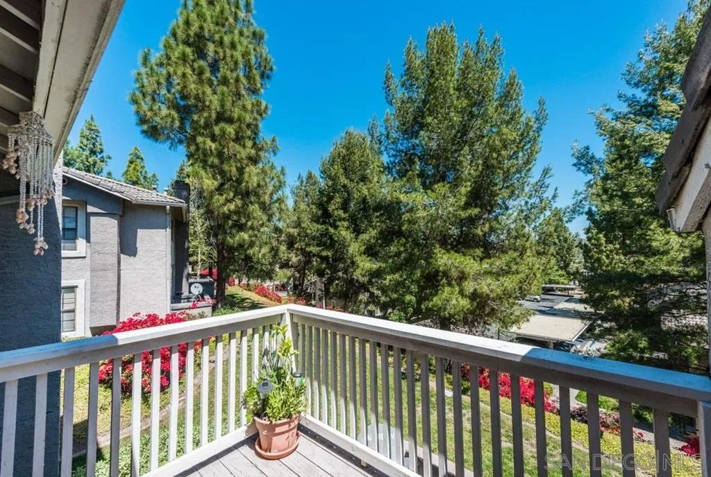 Photo of 14990 Avenida Venusto #36, San Diego, CA 92128 (MLS # 250046122)