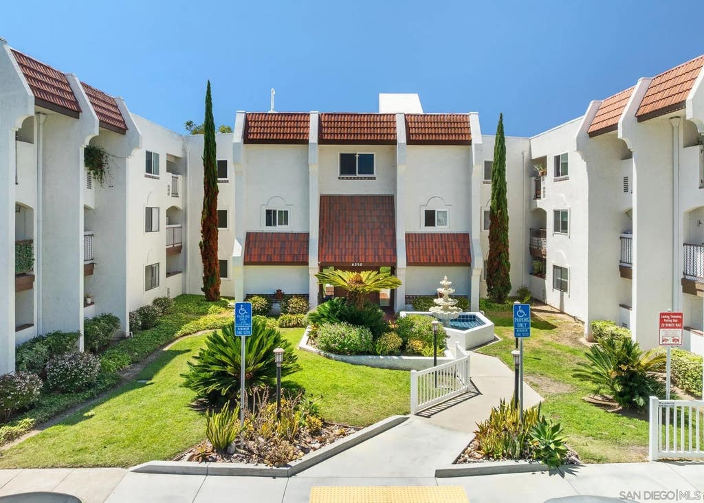 Photo of 6350 Genesee Avenue #312, San Diego, CA 92122 (MLS # 260020391)