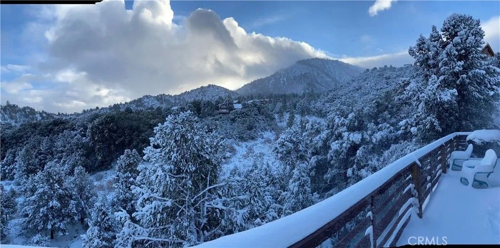 Photo of 2012 Zermatt Dr, Pine Mountain Club, CA 93222 (MLS # AR26016799)