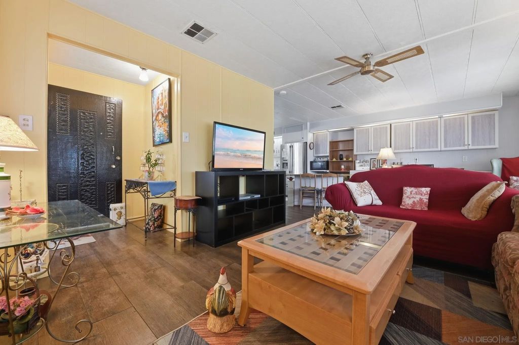 Photo of 2280 E Valley Pwky PKWY #21, Escondido, CA 92027 (MLS # 260011498)