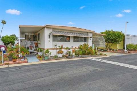 Photo of 2280 E Valley Pwky PKWY #21, Escondido, CA 92027 (MLS # 260011498)