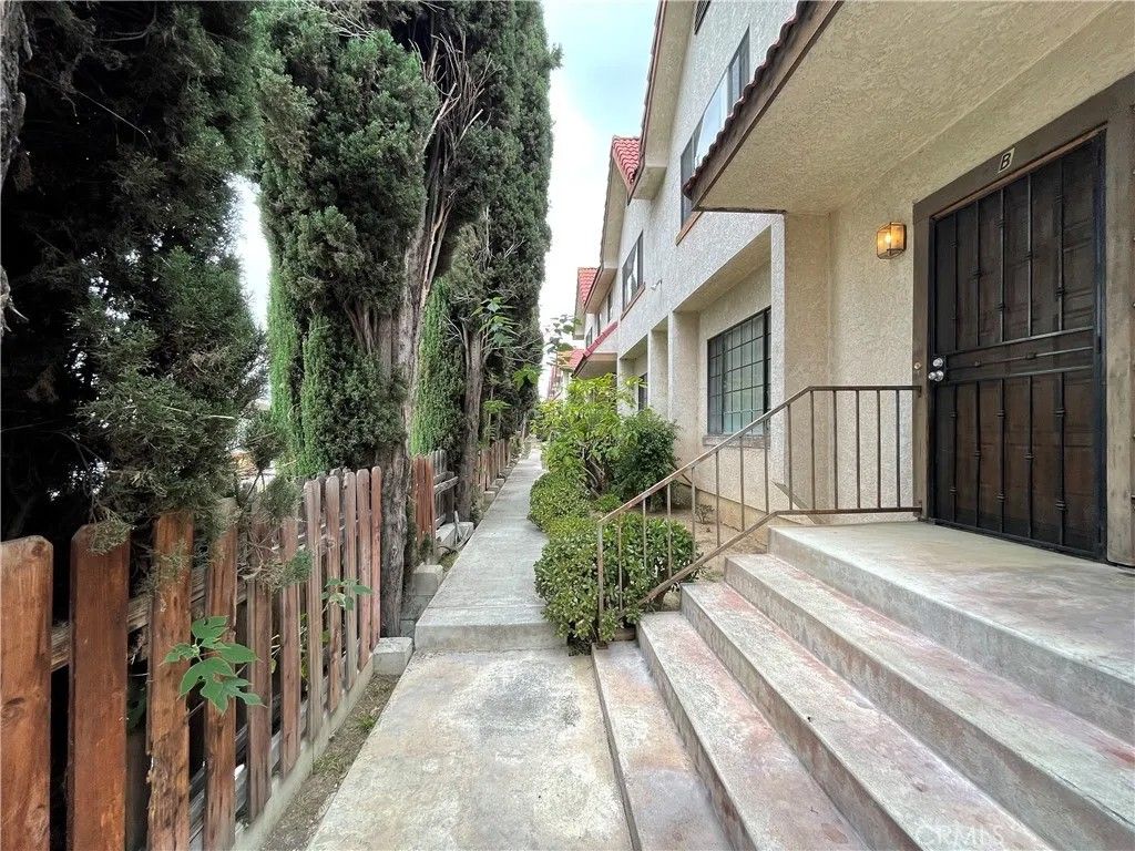 Photo of 423 Pomelo AVE, Monterey Park, CA 91755 (MLS # WS26097278)