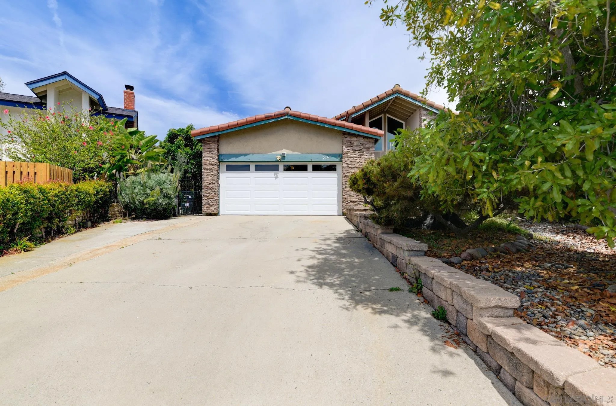 3761 Mount Ashmun