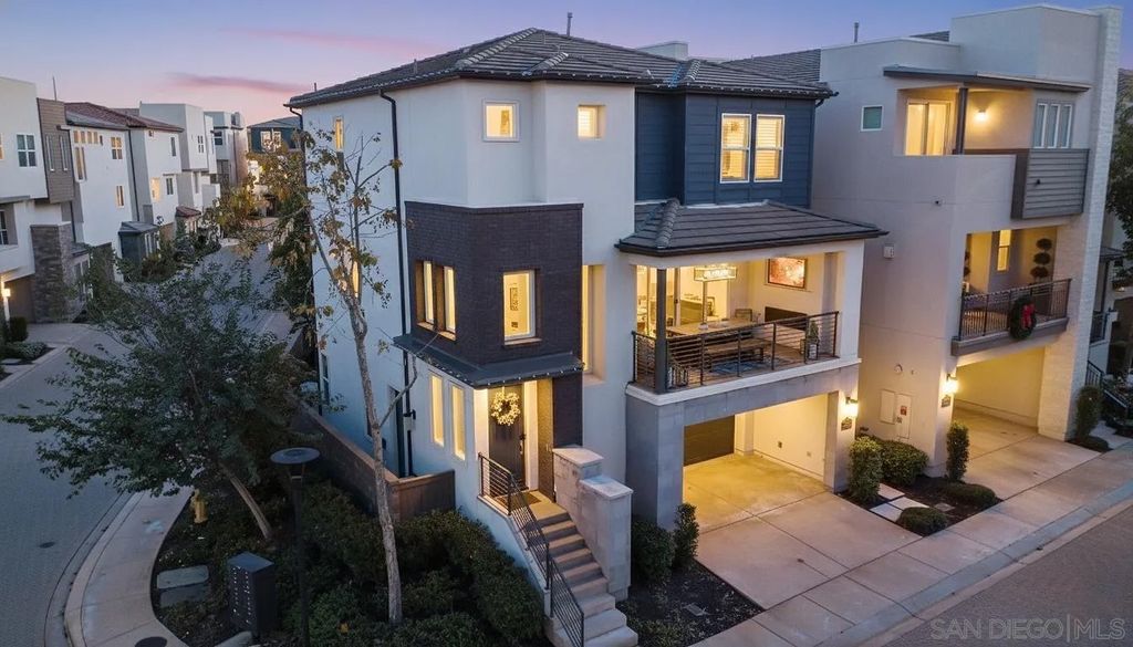 Photo of 16205 Camden Cir, San Diego, CA 92127 (MLS # 250045790)