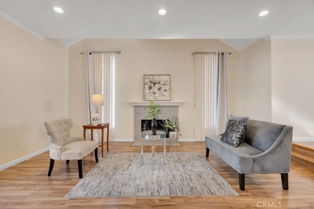 Photo of 8958 Burnet Avenue #E6, North Hills, CA 91343 (MLS # SR25274575)