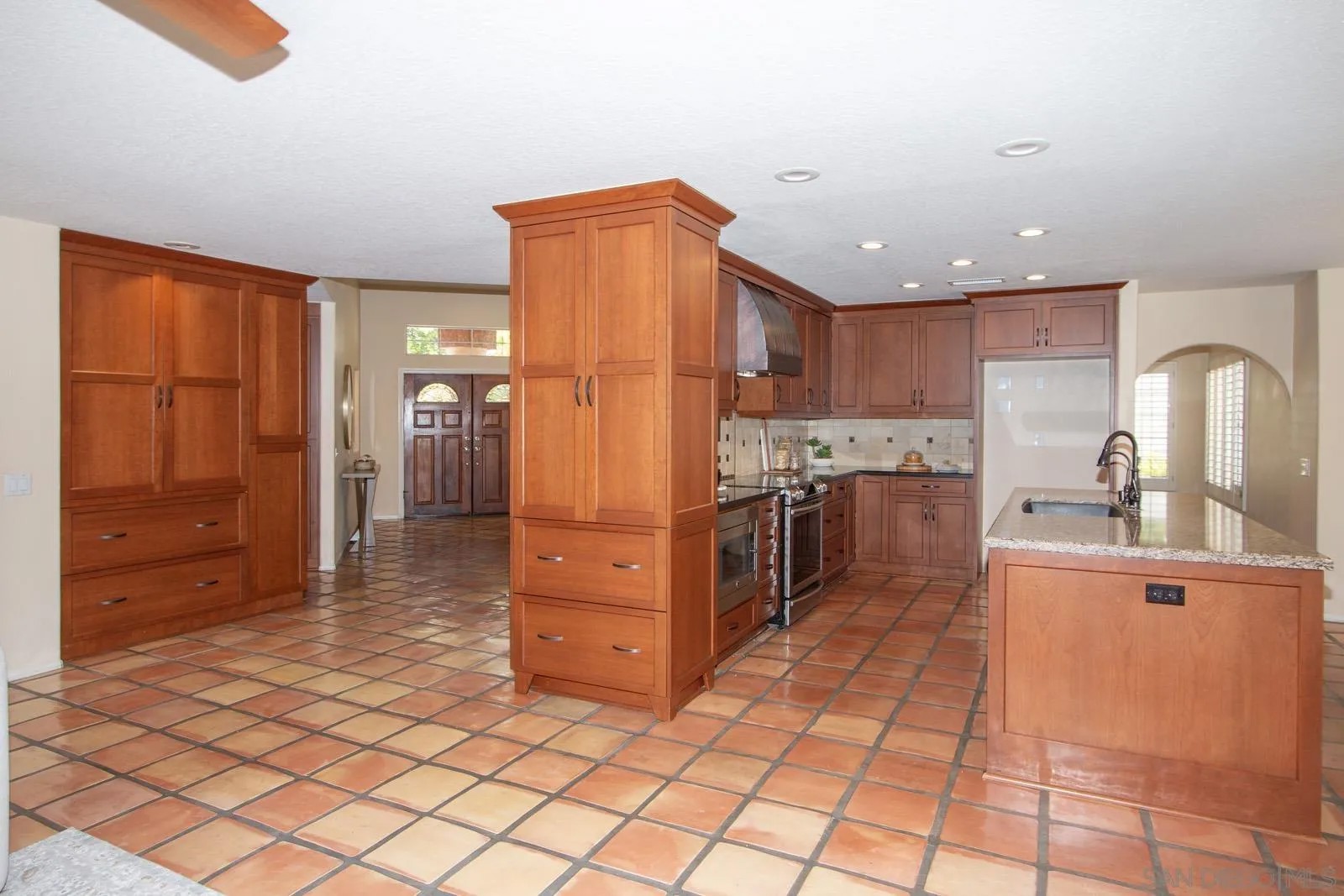 14371 Silver Heights