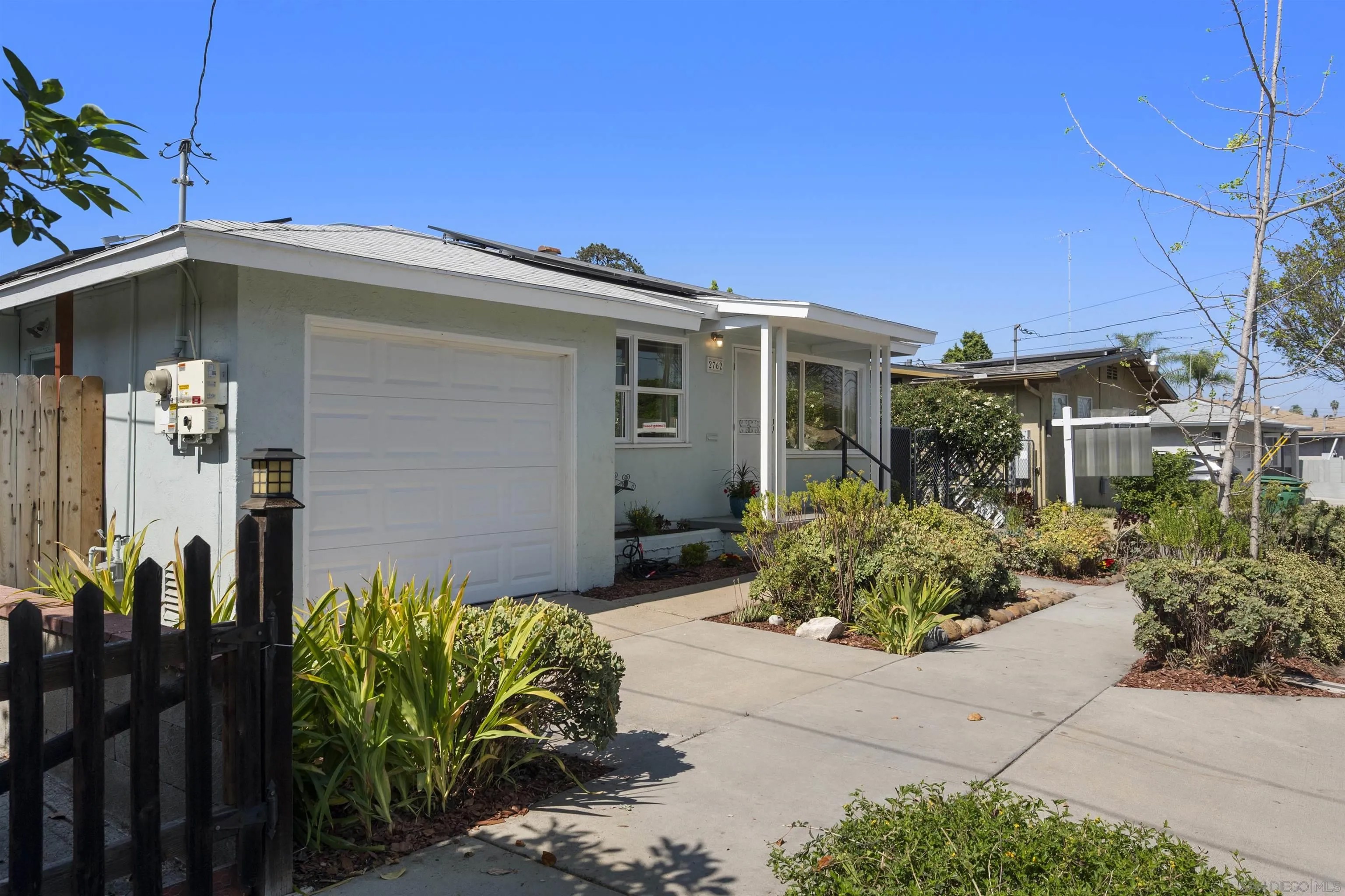 2762 Ridge View Drive