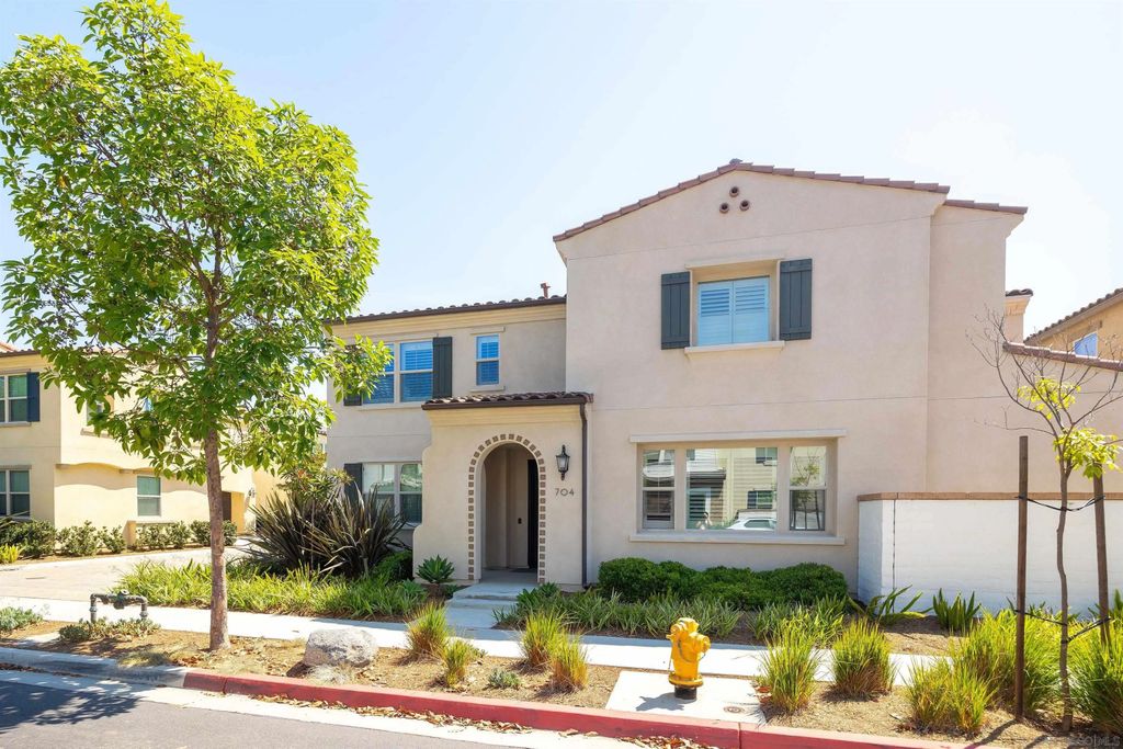Photo of 704 Merit Dr, San Marcos, CA 92078 (MLS # 250036072)