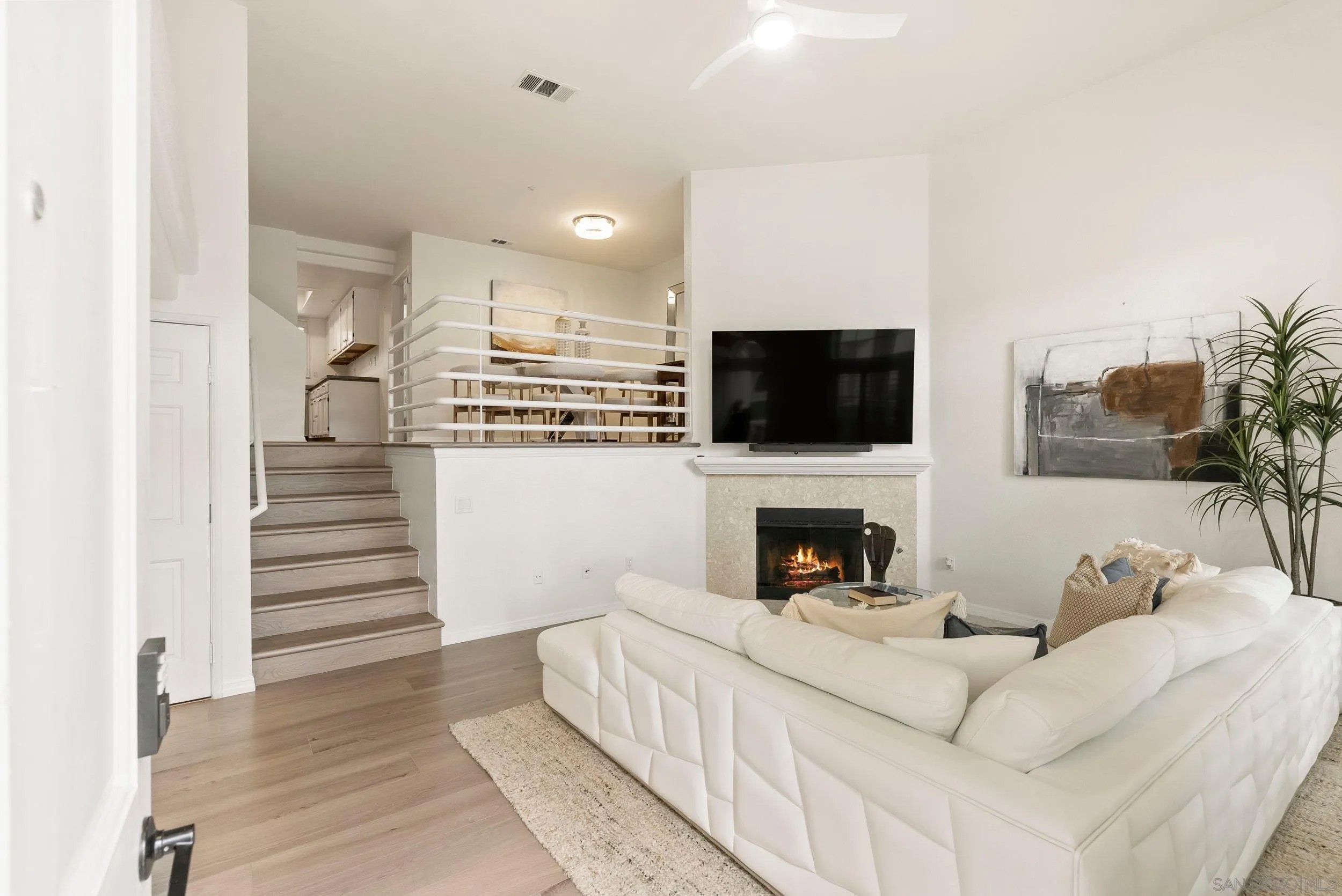 243 S Sierra Ave