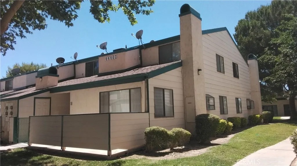 44460 15th Street East 16