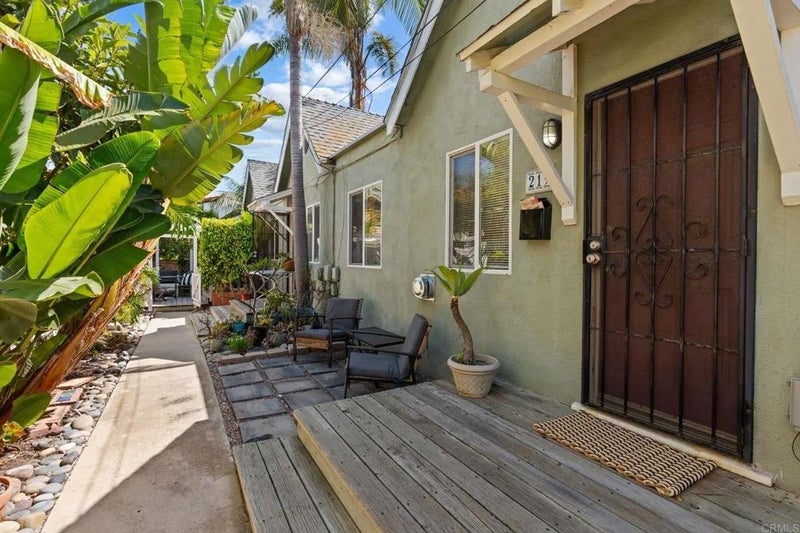 215-223 Lolita Street