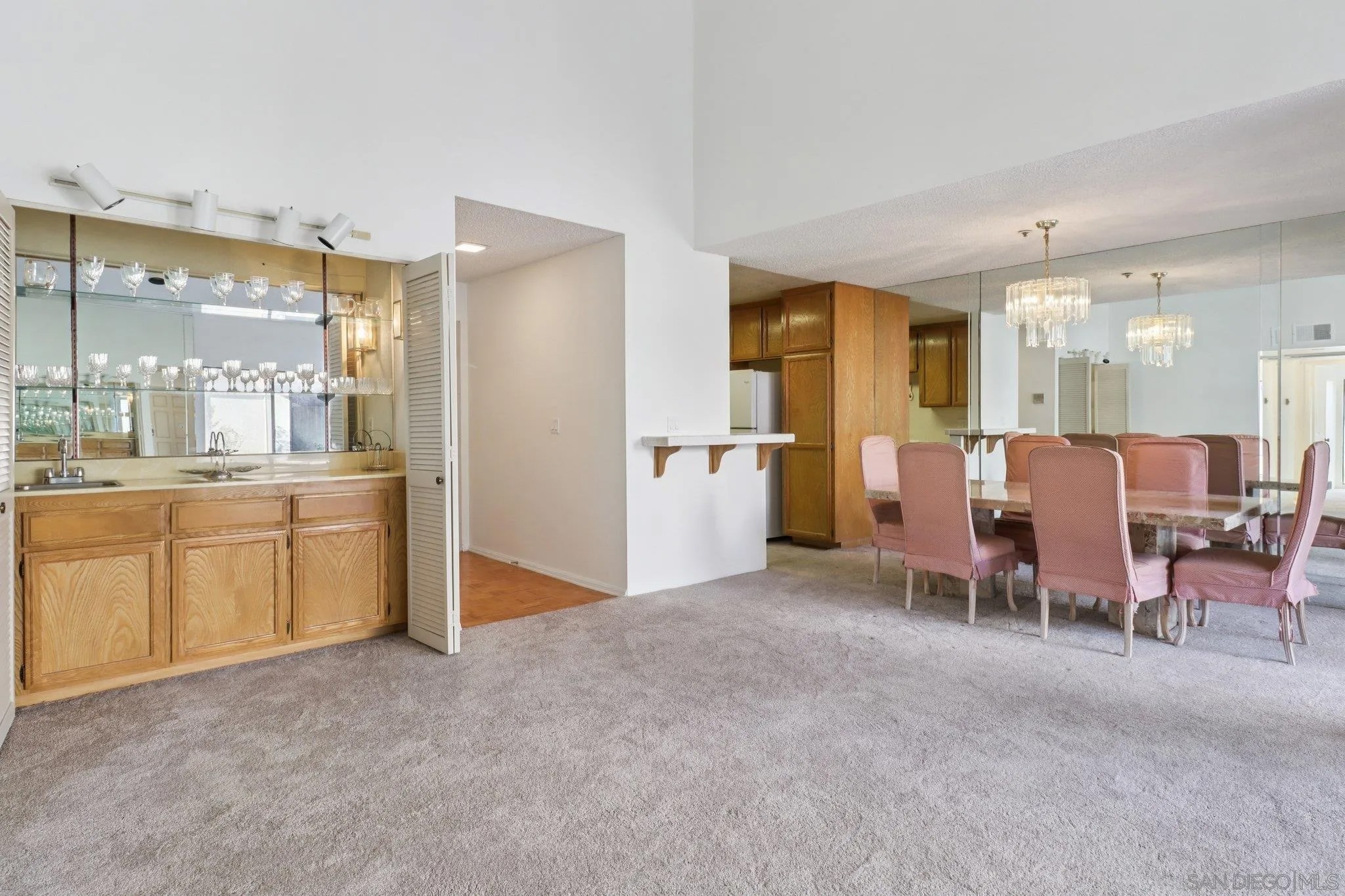 5645 Friars Rd 386