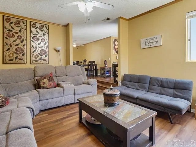 5949 Tonawanda Drive