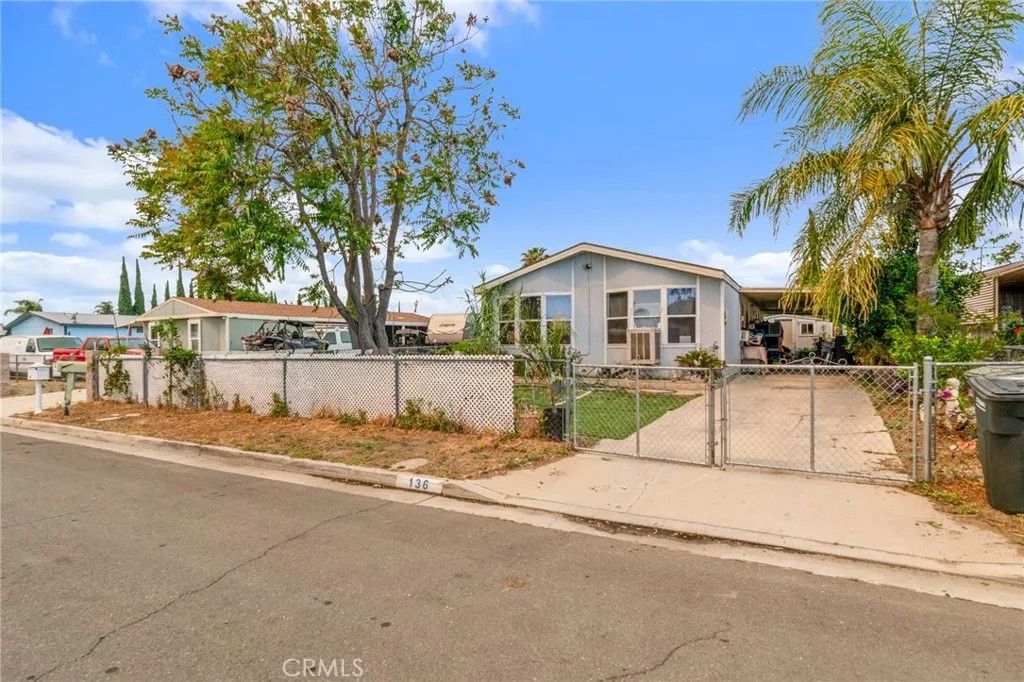 Photo of 136 San Luis Dr, Perris, CA 92571 (MLS # CV26052477)