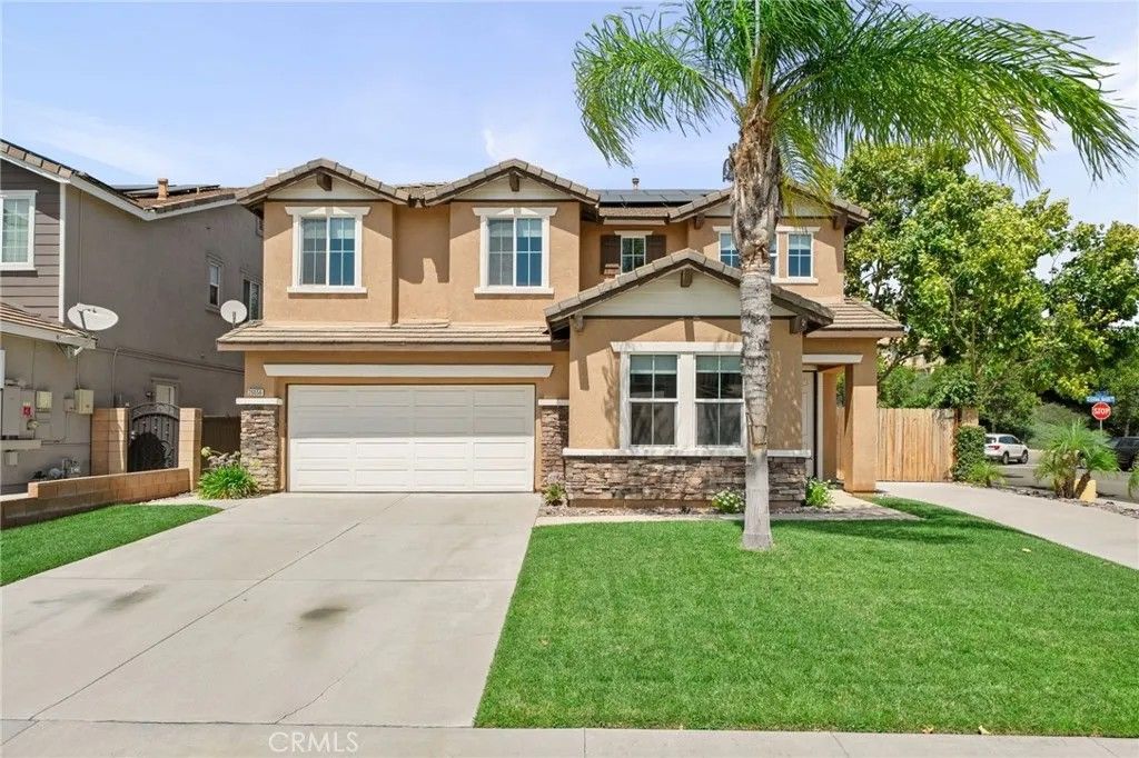 Photo of 26556 Veramonte Avenue, Murrieta, CA 92562 (MLS # IG25194121)
