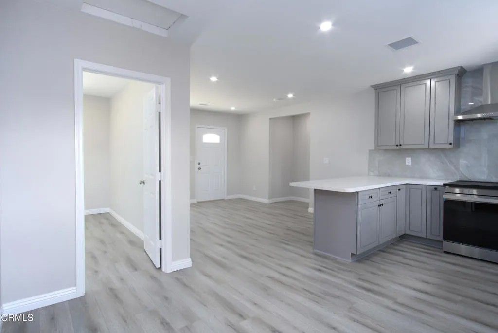 Photo of 123 S Juanita Avenue, Oxnard, CA 93030 (MLS # V1-33801)