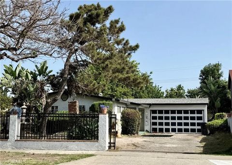 Photo of 2205 W 9th St, Santa Ana, CA 92703 (MLS # PW26110962)