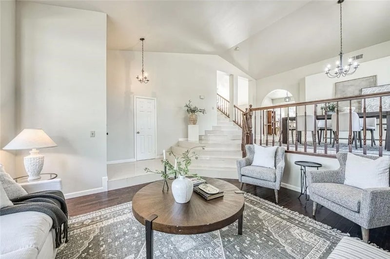 1170 N Homsy