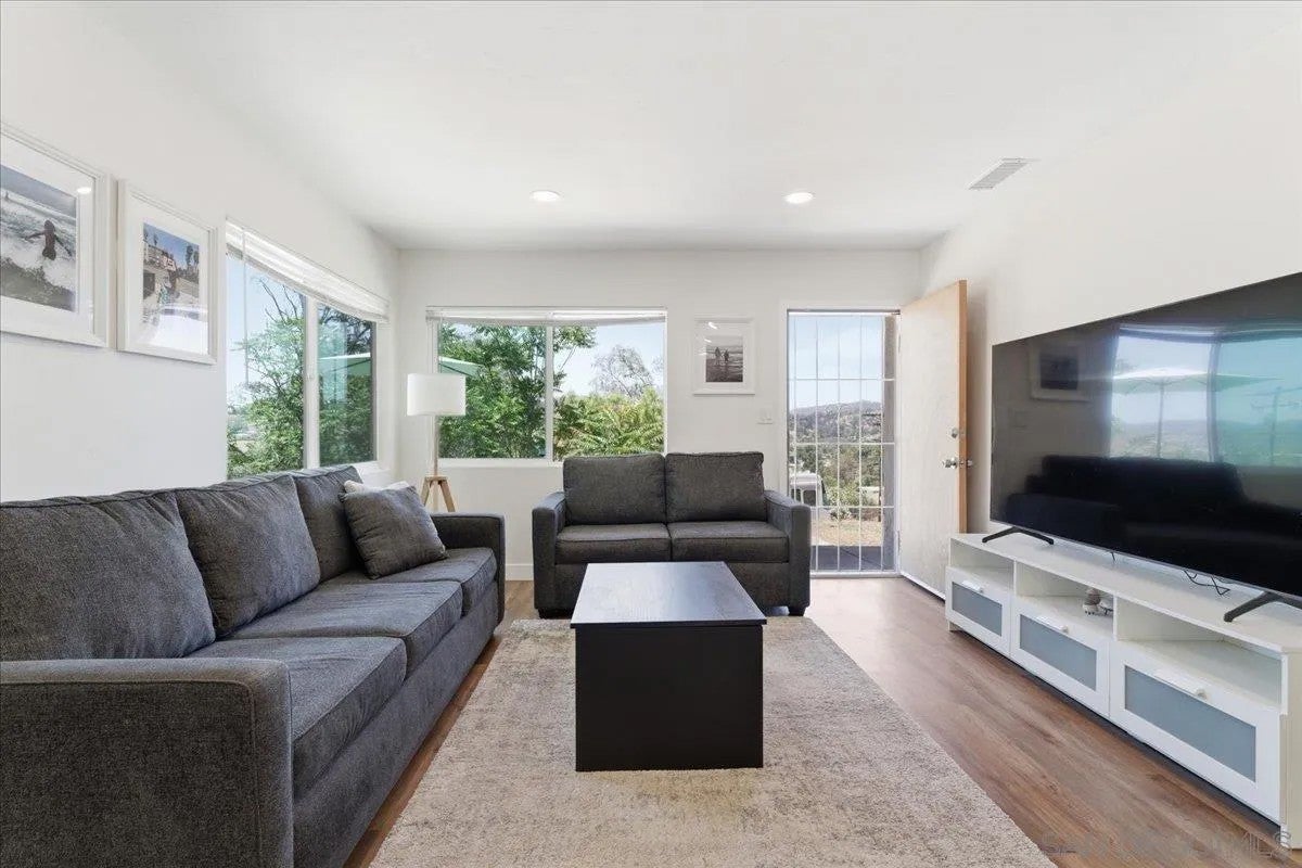 11305-7 Rocky Ln