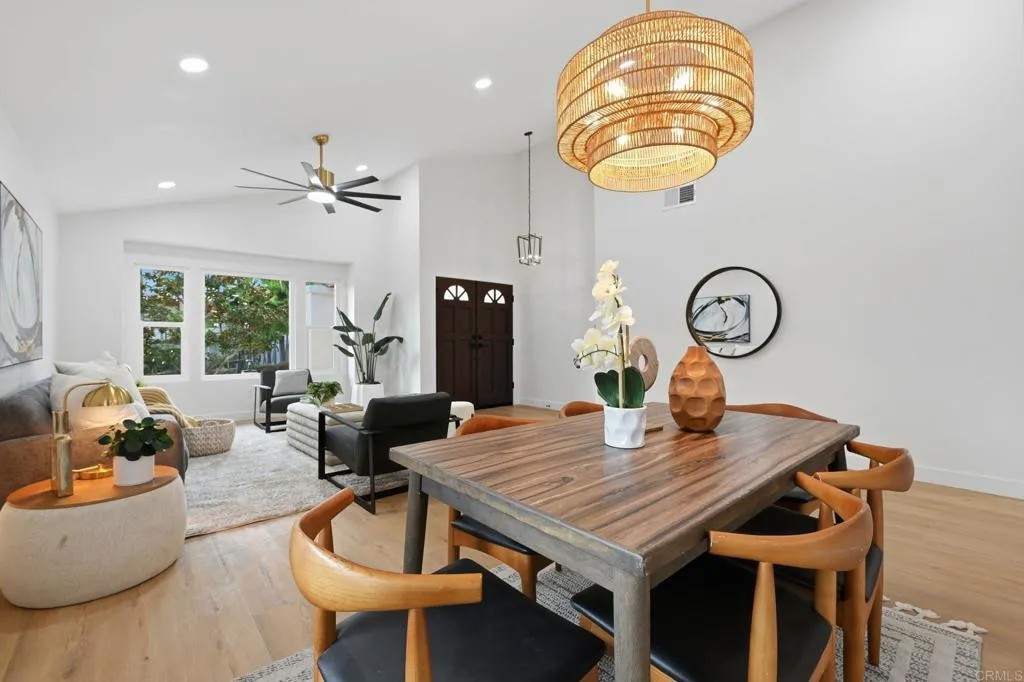 1103 Calle Christopher